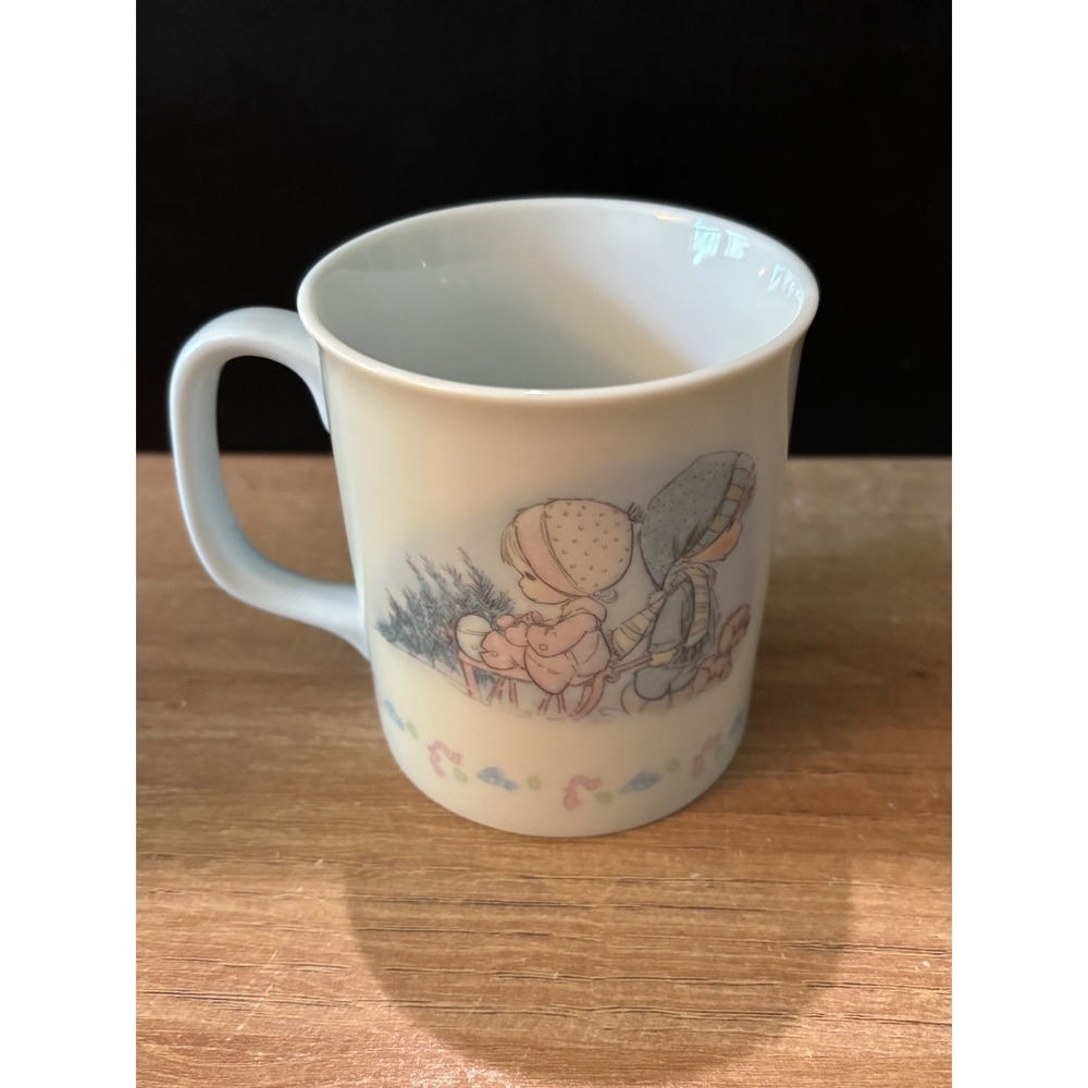 Precious Moments Winter Sledding Ceramic Coffee Mug Vintage White Pastel Cup